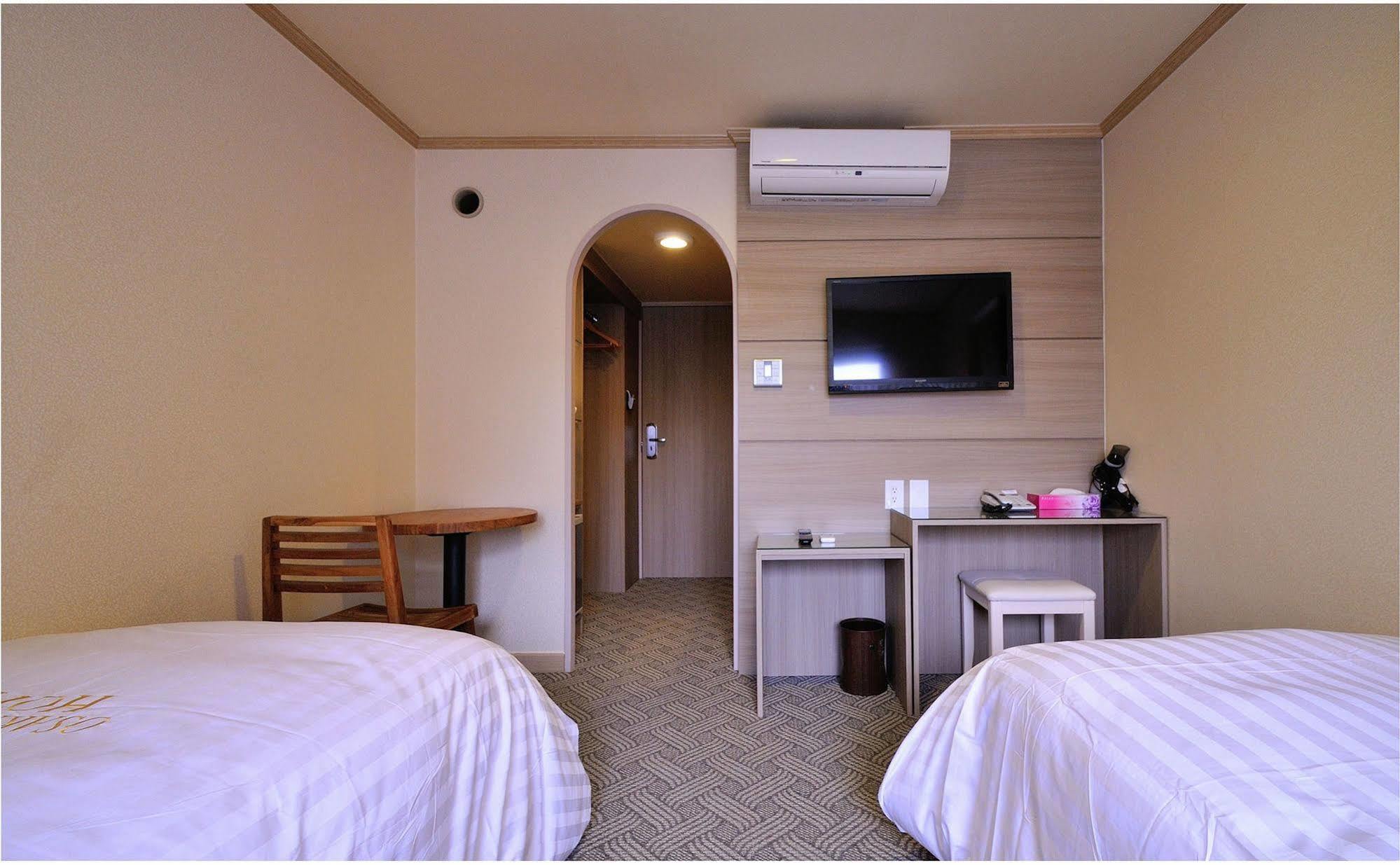 Hotel Osaka Keiko ภายนอก รูปภาพ